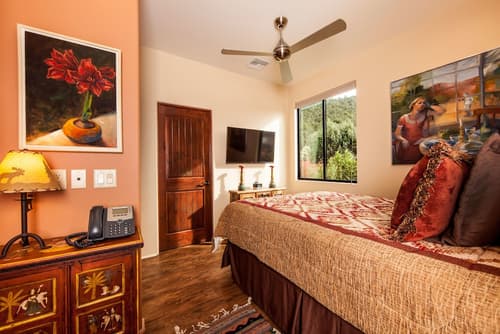 A Sunset Chateau, Room