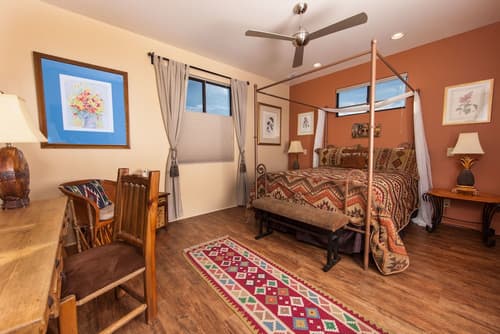 A Sunset Chateau, Room