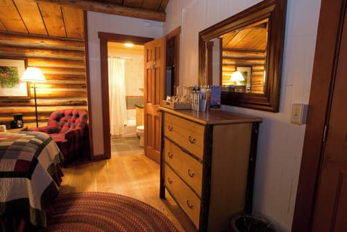 Jenny Lake Lodge, Room