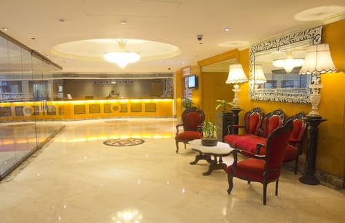 Berjaya Makati Hotel, Lobby