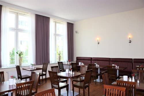 Hotel Hamburg, Restaurant