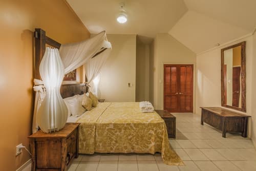 Crown Beach Resort & Spa, Room