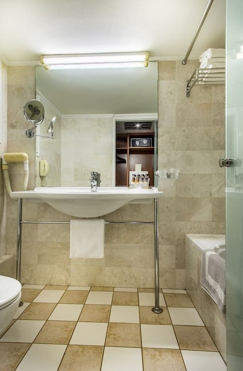 Airotel Alexandros Hotel