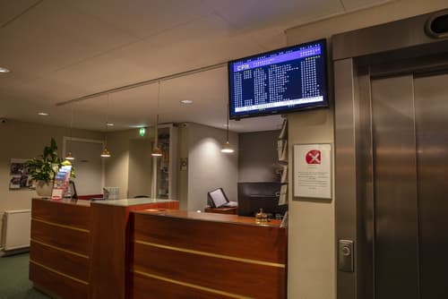 City Hotel Nebo, Reception