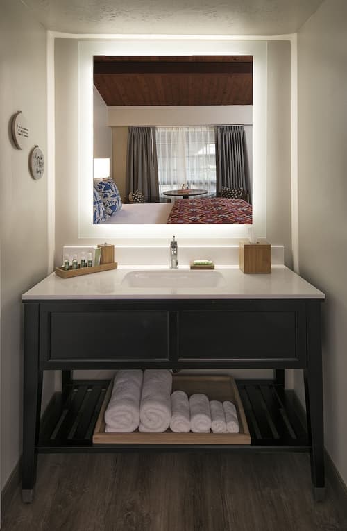 Oceanpoint Ranch, Room