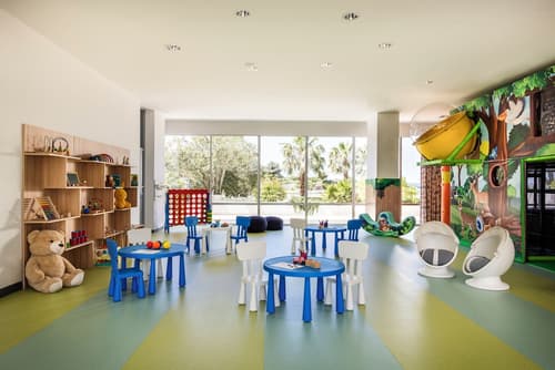 Falkensteiner Club Funimation Borik