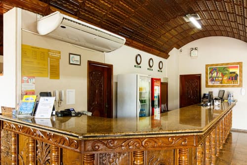 Rede Andrade Mirante Hotel, Interior entrance