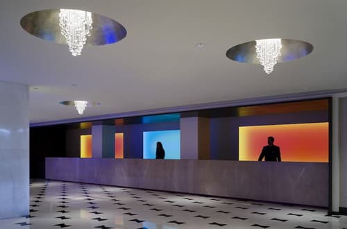 Fontainebleau Miami Beach, Lobby