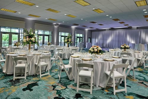 Renaissance Shoals Resort & Spa, Reception