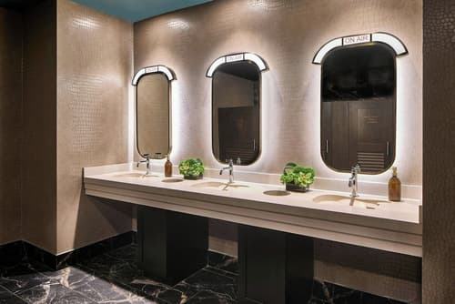 Renaissance Shoals Resort & Spa