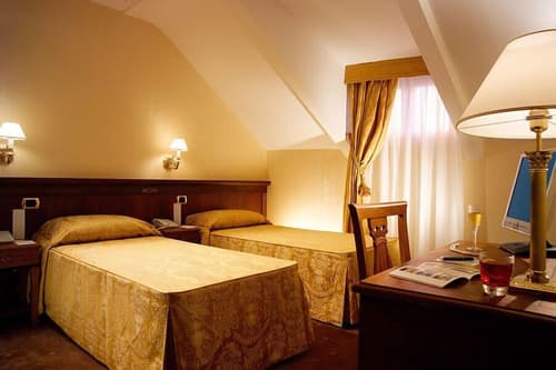 Hosianum Palace, Room