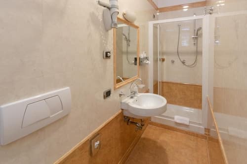 Hosianum Palace, Primary image