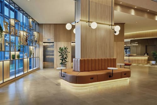 Courtyard by Marriott Berlin City Center, Interior entrance
