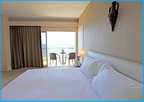 Poseidonia Beach Hotel, Room