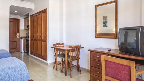 Apartamentos Be Smart Florida Plaza, Room