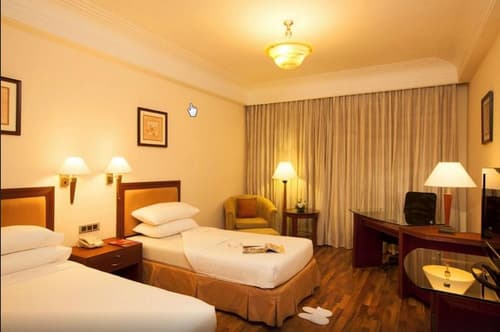 The Accord Metropolitan, Room