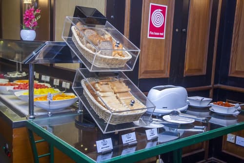 Marco Polo Hotel, Restaurant