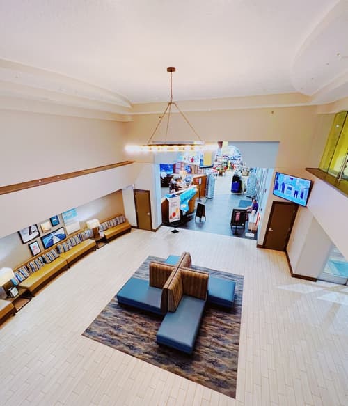 Four Points by Sheraton Cocoa Beach, Lobby