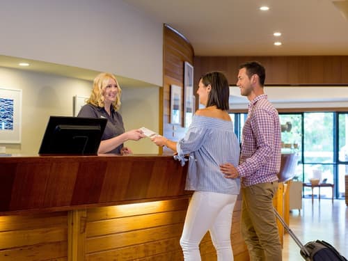 Freycinet Lodge, Reception