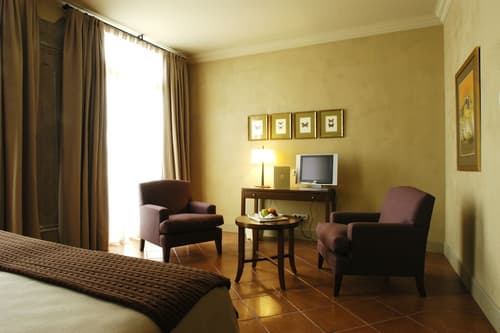 Bremon Boutique Hotel by Duquessa Hotels Collection, Room