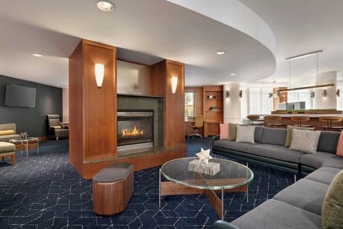 Courtyard by Marriott Lancaster, Lobby