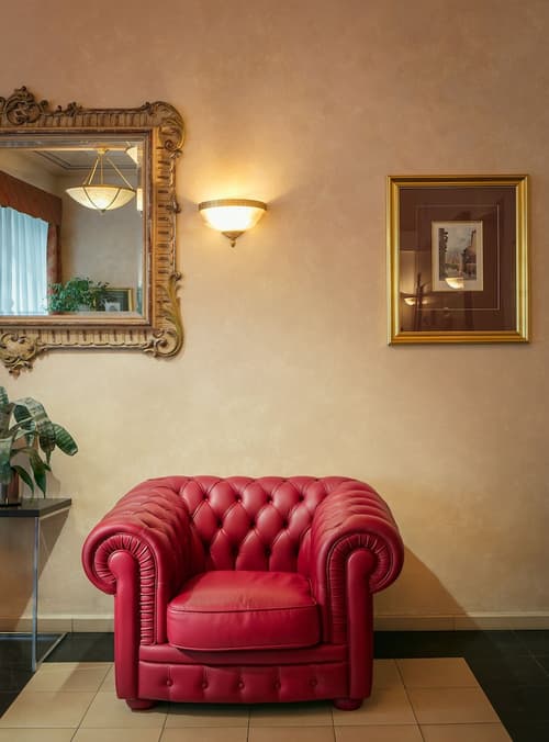 Hotel Caesar Prague, Lobby