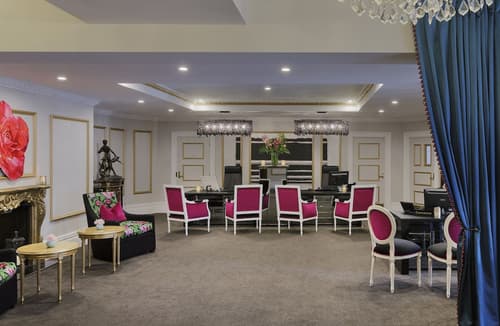 Sofitel Queenstown Hotel & Spa, Check-in/check-out kiosk