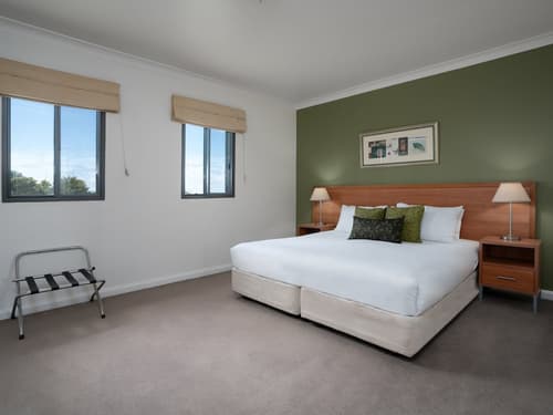 Leisure Inn Spires, Room