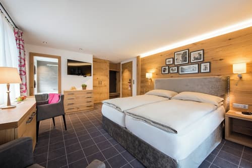 Hotel Chesa Valese