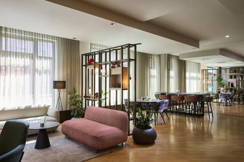 NH Collection Nürnberg City, Lobby