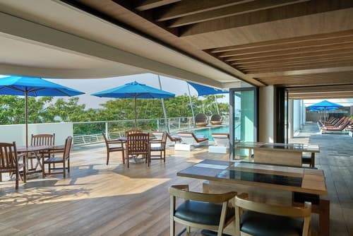 Le Meridien Kota Kinabalu, Pool