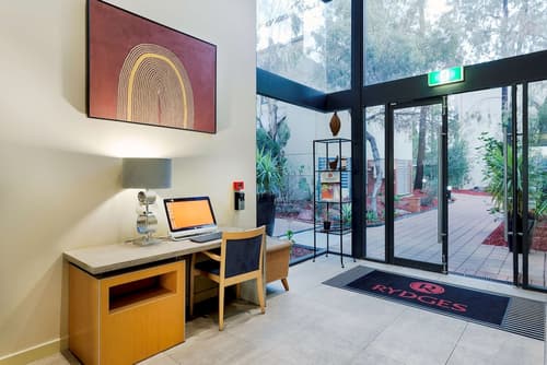 Rydges Kalgoorlie, Reception