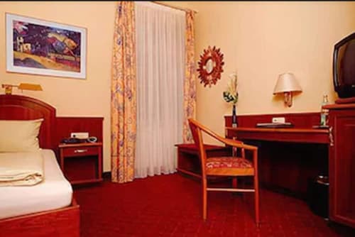 Hotel Schweizer Hof, Room