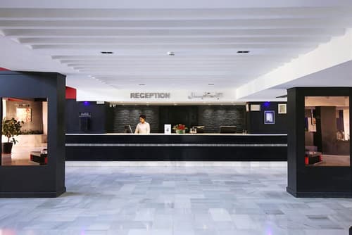 Anezi Tower Hotel