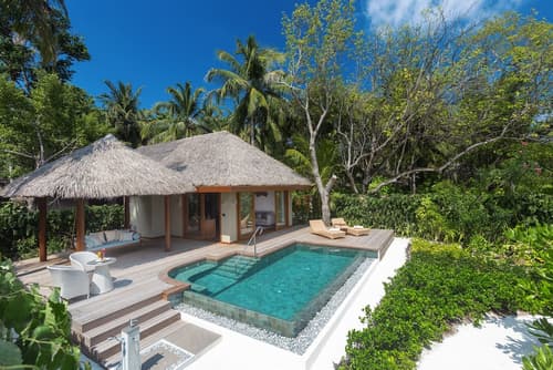 Baros Maldives, Room