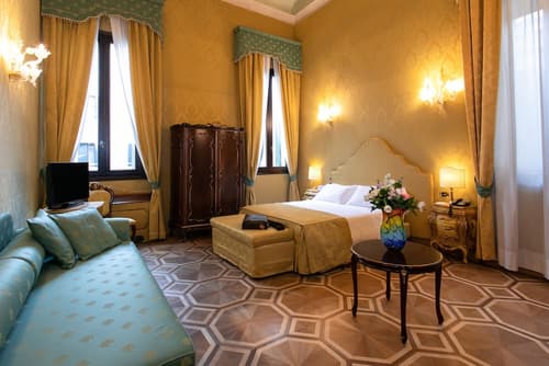 Ca' Vendramin Zago, Room