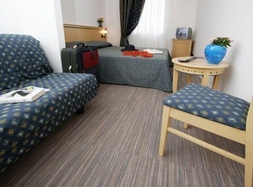 Hotel Mary, Living area