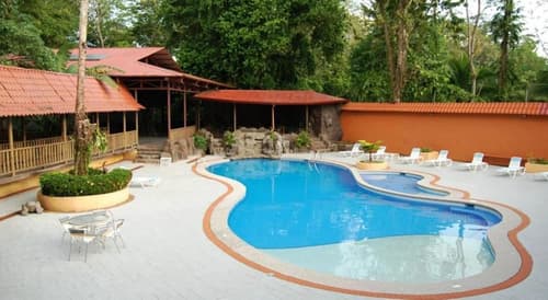 Hotel El Bambú, Outdoor pool