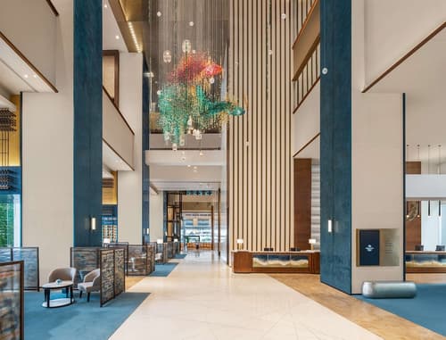 Millennium Hilton Bangkok, Lobby