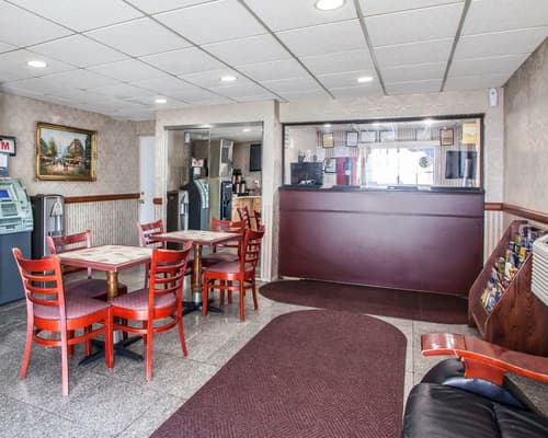 Rodeway Inn Jersey City North, Lobby