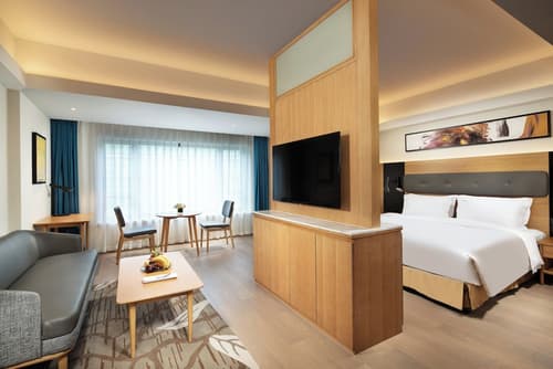 Holiday Inn Shanghai Hongqiao Central by IHG, Room
