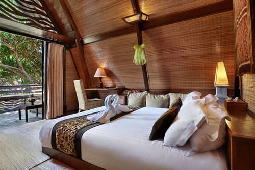 Vila Ombak Hotel, Room