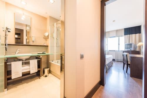 Hotel Mercader, Room