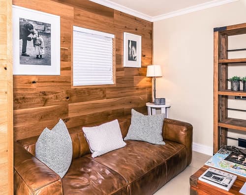 Sugar Hotel, Lobby lounge