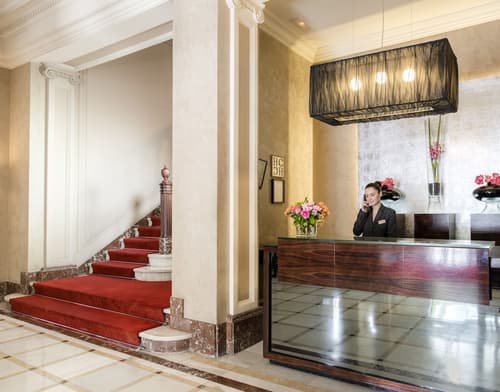 Hotel Barcelona Center, Reception