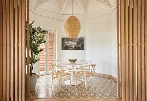 LUX* Grand Gaube, In-room dining