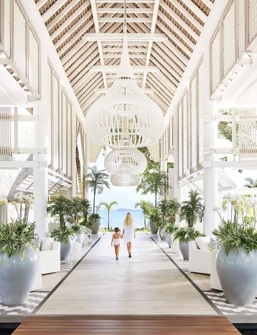 LUX* Grand Gaube, Interior entrance