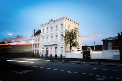 Golden Tree Hotel, Primary image