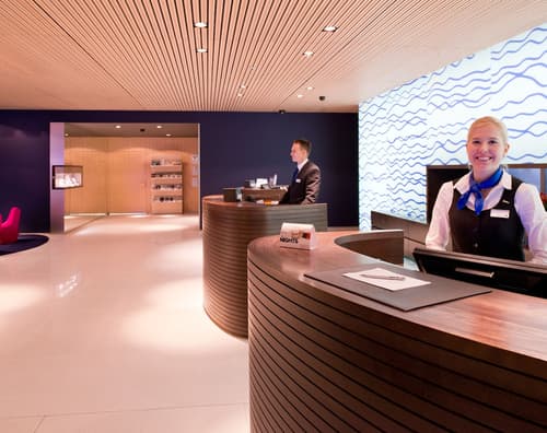 Radisson Blu Hotel, Lucerne, Reception