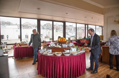 Amber Hotel - Special Class, Breakfast area